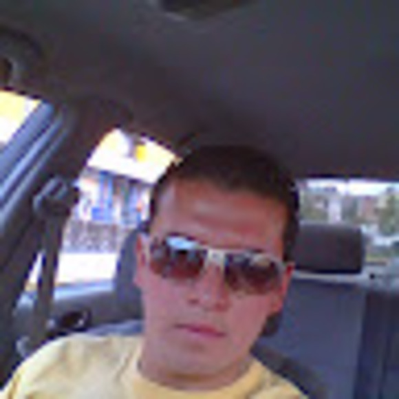 Meet your Posher, Cristian - Picture 1 of 1